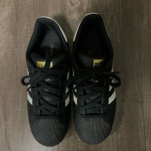 Black Adidas Superstars Shoes